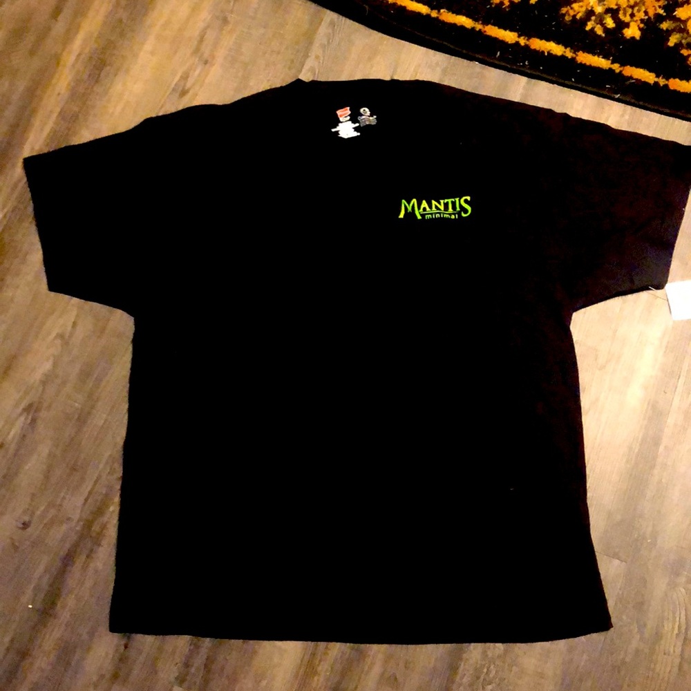 NWT “Mantis Minimal” brand tee shirt